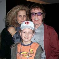 Билл с женой Сюзанной и дочкой Матильдой